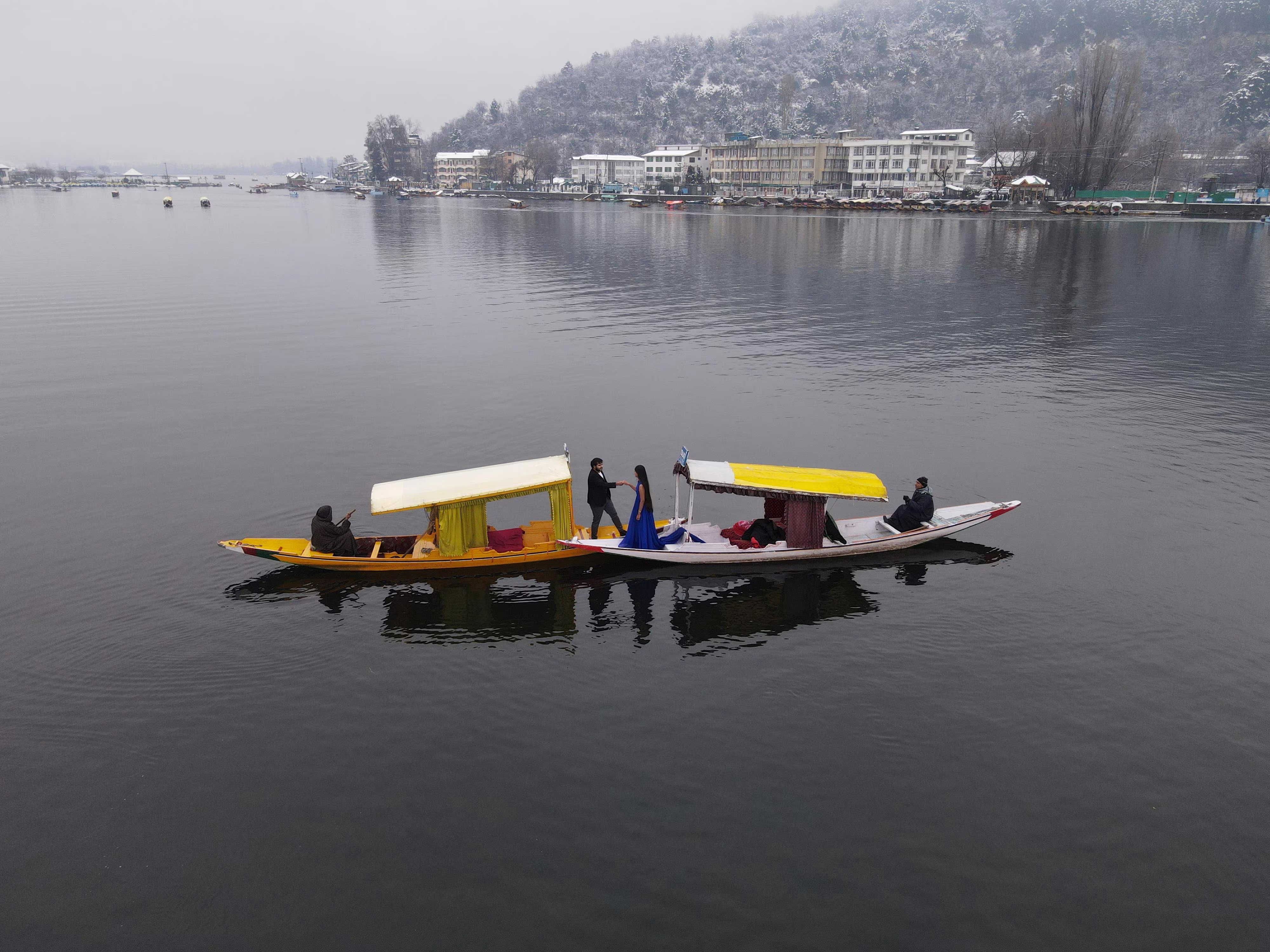 Scenic snow-covered Rohtang Pass on the Manali-Leh highway